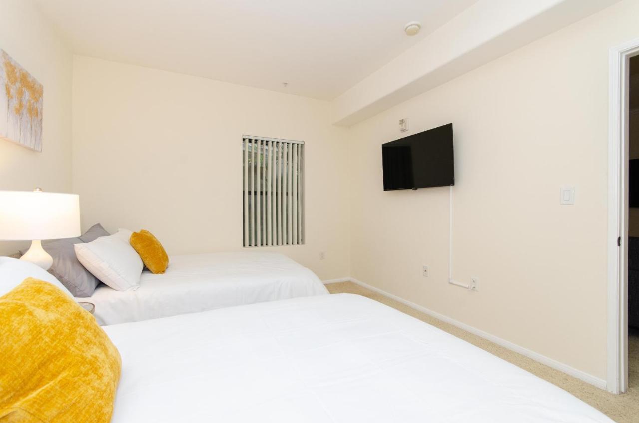 Located Perfectly 2 Bedroom Downtown Los Angeles Extérieur photo