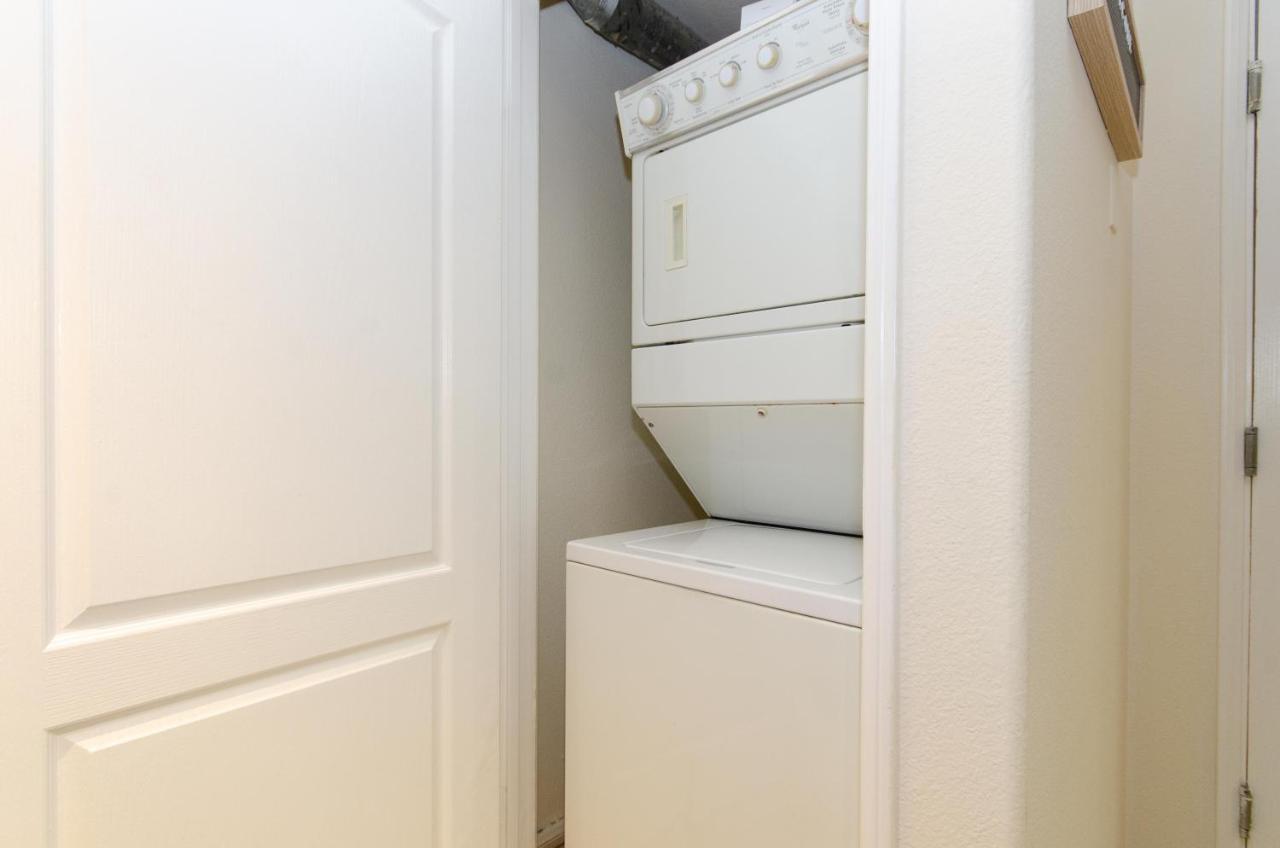 Located Perfectly 2 Bedroom Downtown Los Angeles Extérieur photo