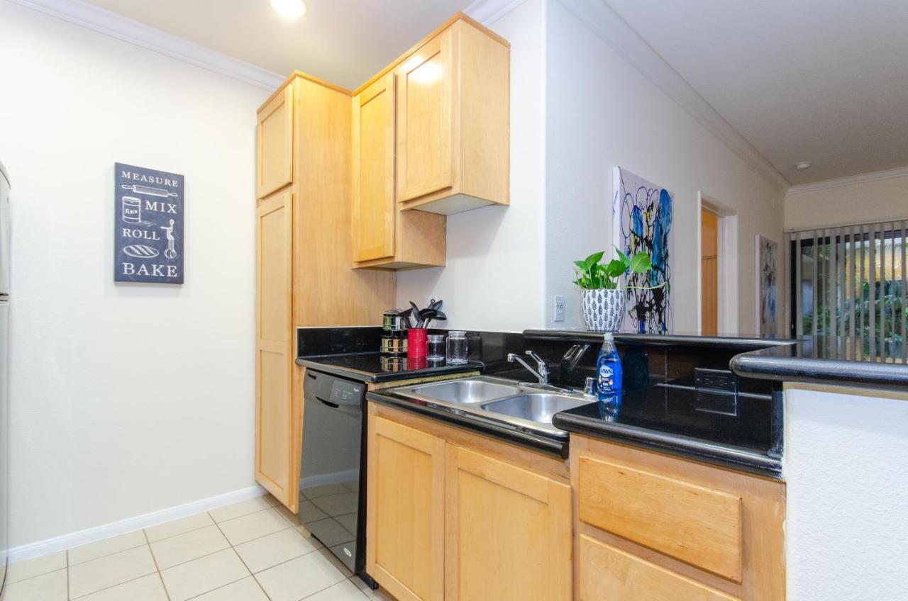 Located Perfectly 2 Bedroom Downtown Los Angeles Extérieur photo